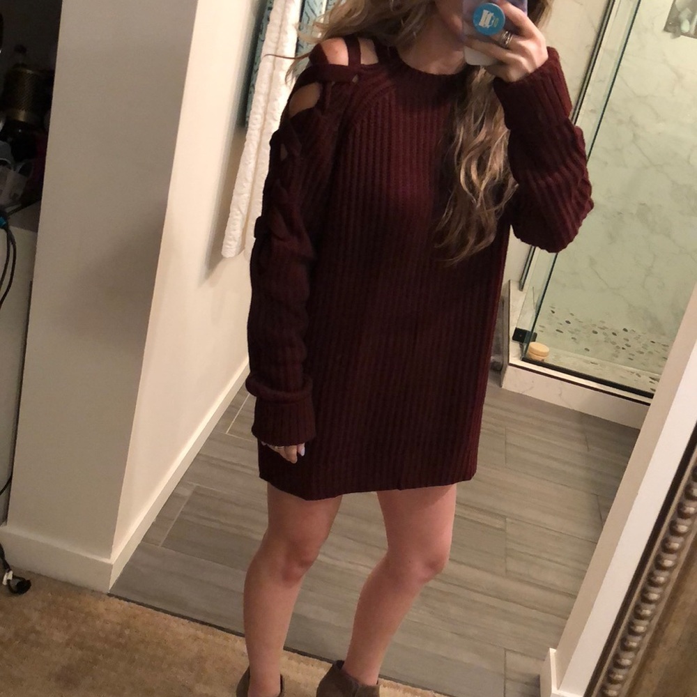 Tobi Lace Up Sweater Dress - NWT - Picture 4 of 5